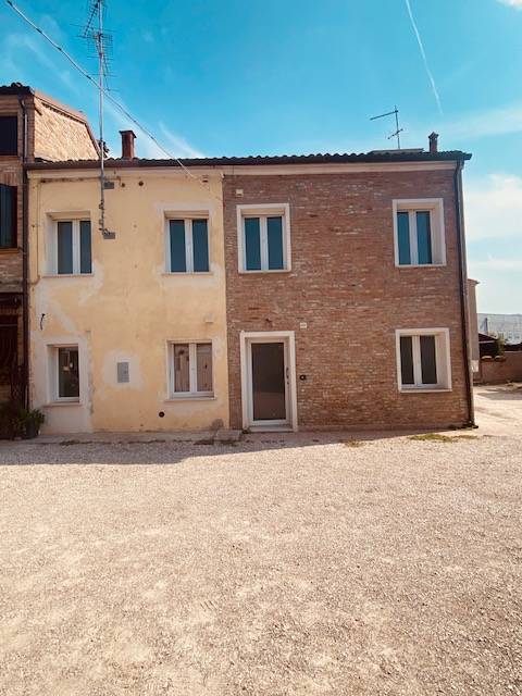 casa indipendente in vendita a Ferrara in zona Fossanova San Marco
