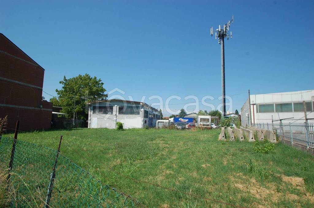 terreno agricolo in vendita a Ferrara