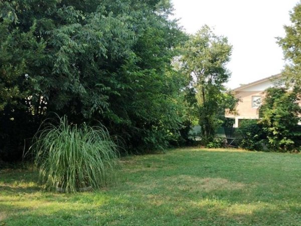 casa indipendente in vendita a Ferrara in zona Boara