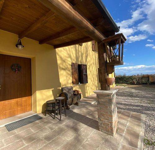 casa indipendente in vendita a Ferrara in zona San Bartolomeo in Bosco