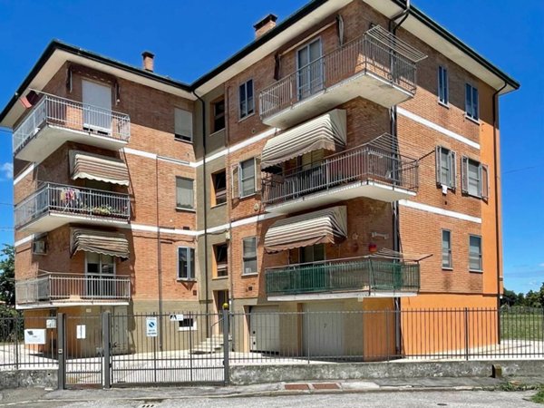 appartamento in vendita a Ferrara in zona Centro Storico
