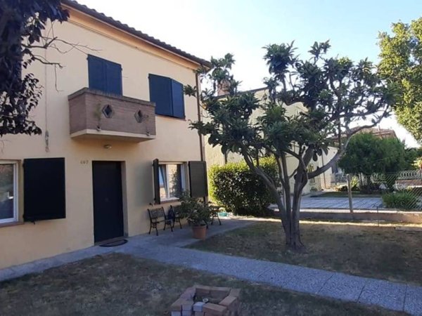casa indipendente in vendita a Ferrara in zona Francolino