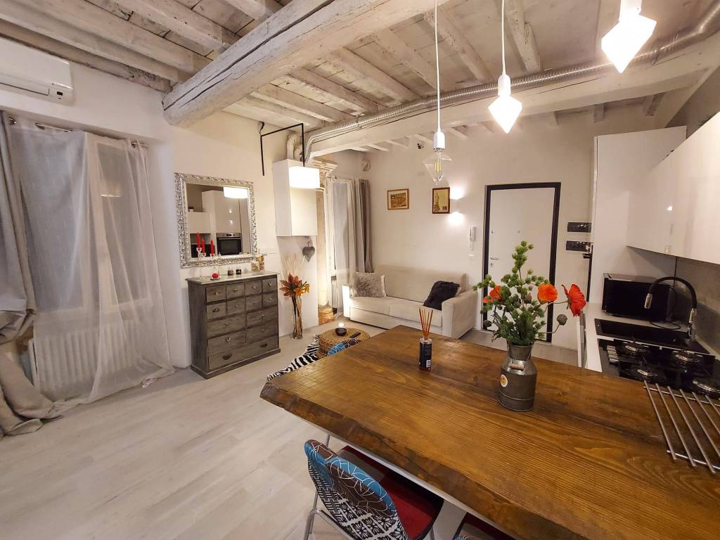 appartamento in vendita a Ferrara in zona Centro Storico