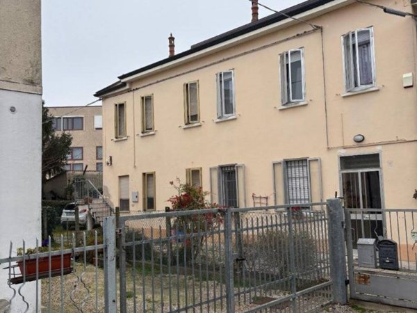 casa indipendente in vendita a Ferrara in zona Porotto / Cassana
