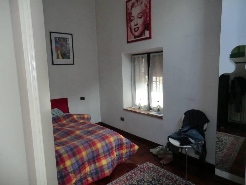 casa indipendente in vendita a Ferrara in zona Centro Storico
