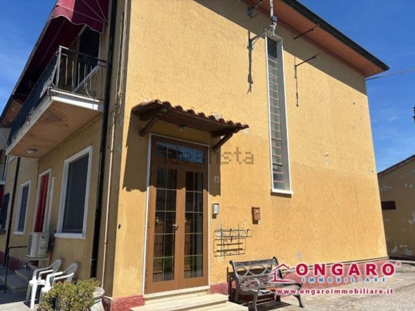 appartamento in vendita a Ferrara in zona Denore