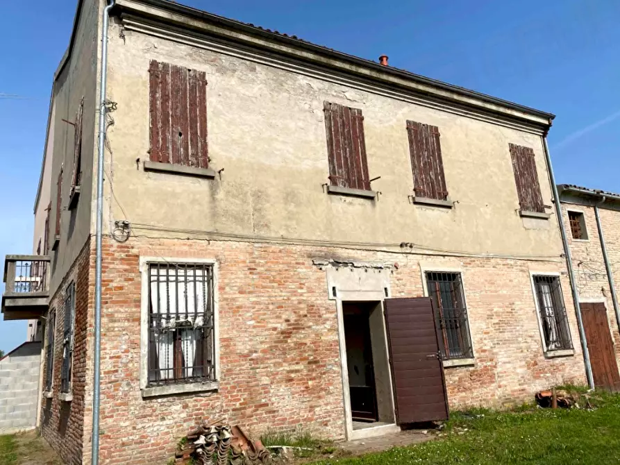 casa indipendente in vendita a Ferrara in zona Quartesana
