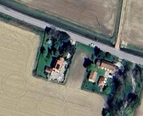 casa indipendente in vendita a Ferrara