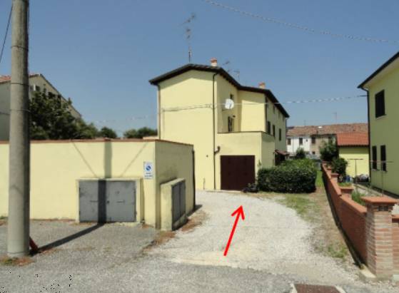 casa indipendente in vendita a Ferrara in zona Monestirolo