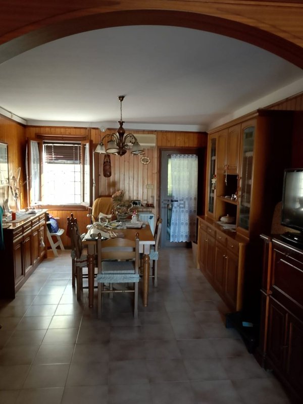 casa indipendente in vendita a Ferrara in zona Monestirolo