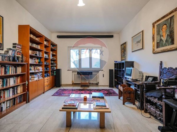 appartamento in vendita a Ferrara in zona Centro Storico