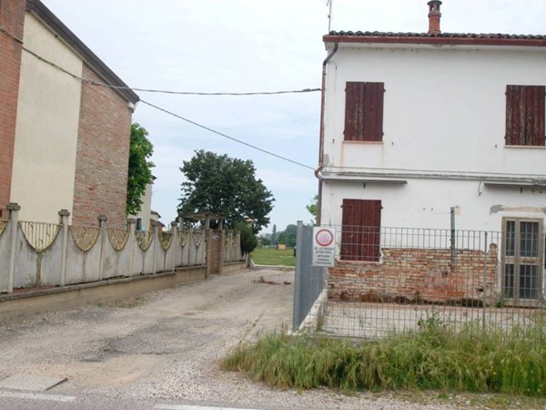 casa indipendente in vendita a Ferrara in zona Francolino