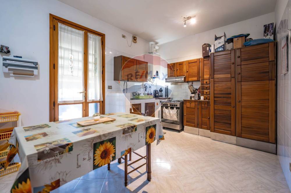 casa indipendente in vendita a Ferrara
