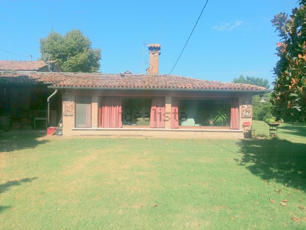 casa indipendente in vendita a Ferrara in zona Aguscello