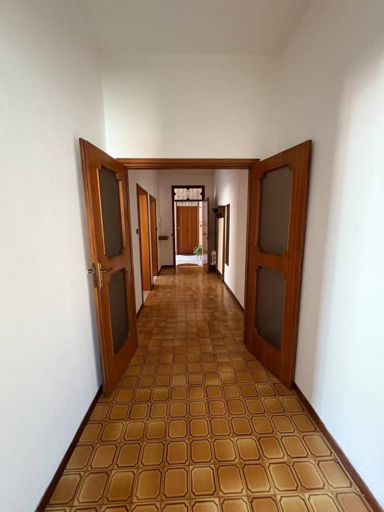 appartamento in vendita a Ferrara in zona Centro Storico