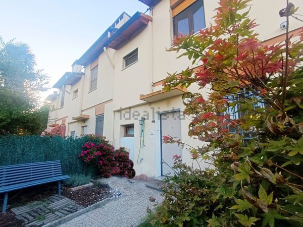 casa indipendente in vendita a Ferrara in zona Baura