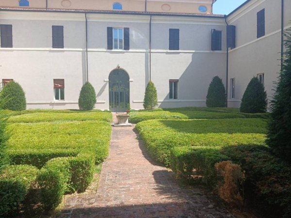 appartamento in vendita a Ferrara in zona Centro Storico