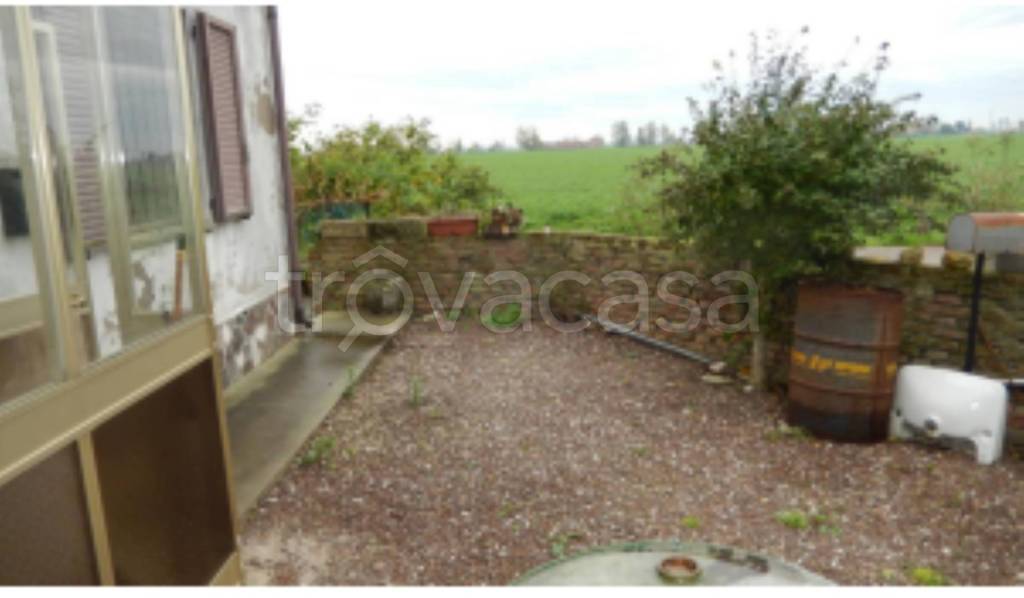 appartamento in vendita a Ferrara in zona Baura