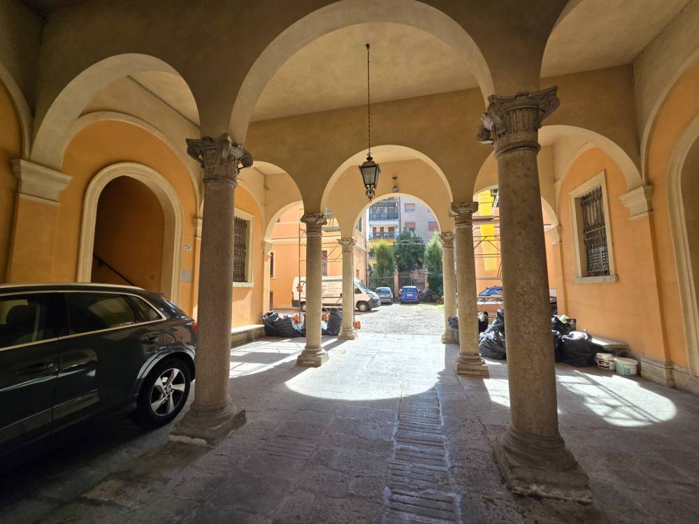 appartamento in vendita a Ferrara in zona Centro Storico