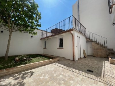 casa indipendente in vendita a Ferrara