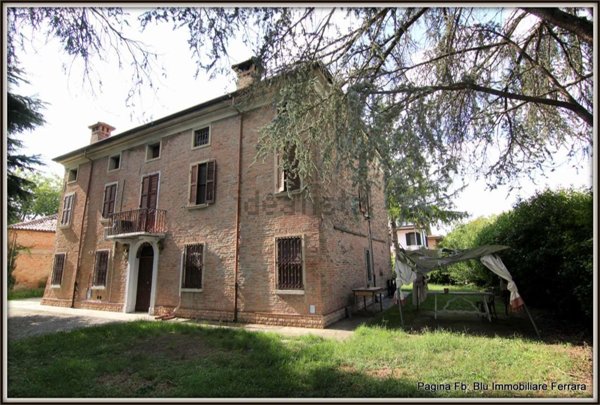 casa indipendente in vendita a Ferrara in zona Baura