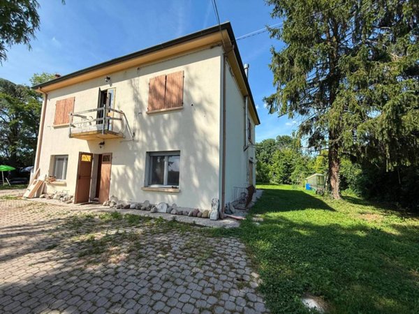 casa indipendente in vendita a Ferrara in zona Porotto / Cassana
