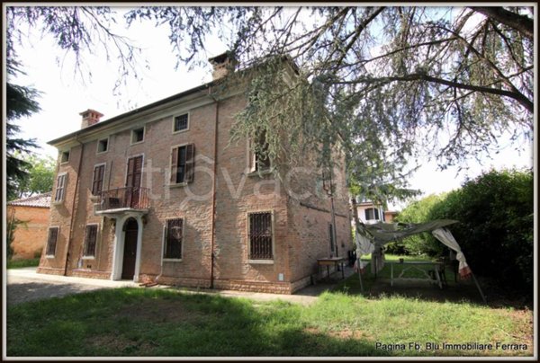 casa indipendente in vendita a Ferrara in zona Baura