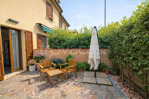 casa indipendente in vendita a Ferrara
