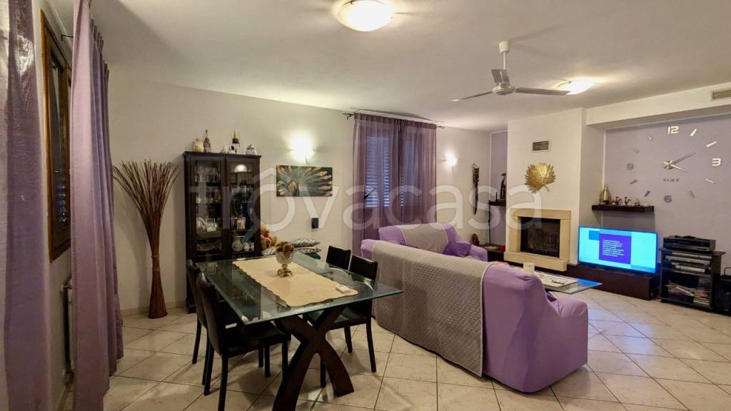 casa indipendente in vendita a Ferrara in zona Francolino