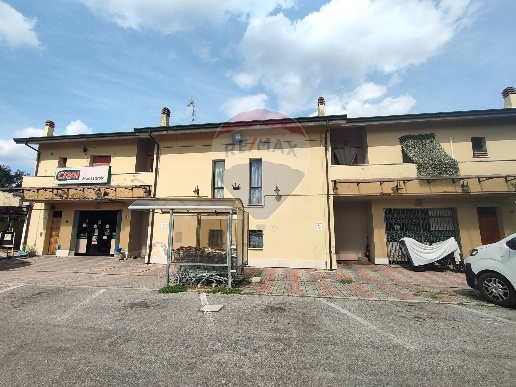 casa indipendente in vendita a Ferrara in zona Monestirolo