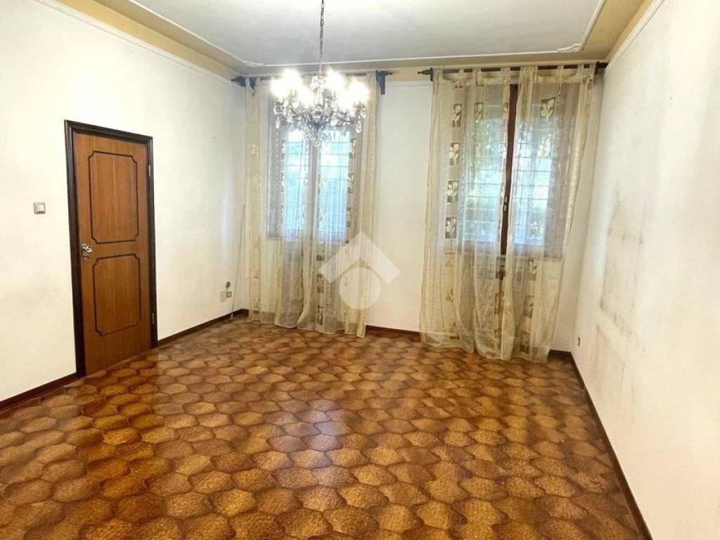 casa indipendente in vendita a Ferrara in zona Cona