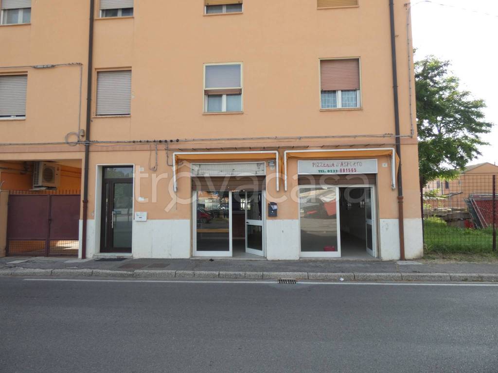 trivano in vendita a Ferrara