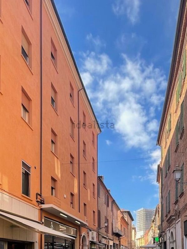 appartamento in vendita a Ferrara in zona Centro Storico