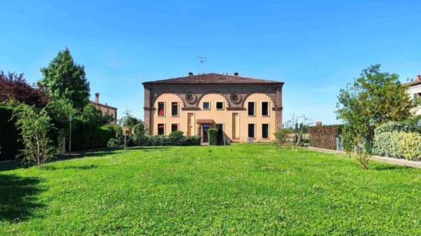 casa indipendente in vendita a Ferrara in zona Porotto / Cassana