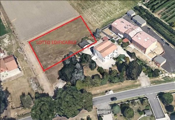terreno edificabile in vendita a Ferrara in zona San Martino