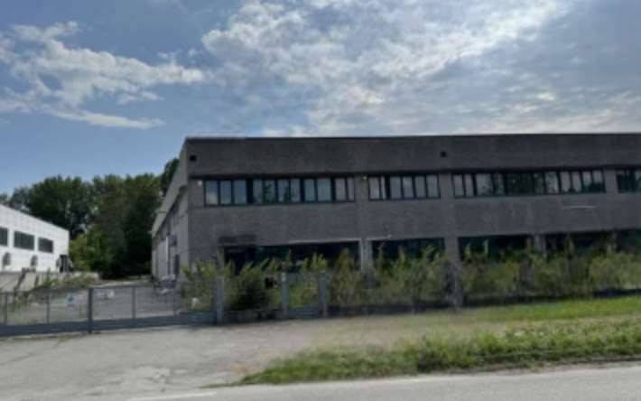 locale di sgombero in vendita a Ferrara in zona Porotto / Cassana