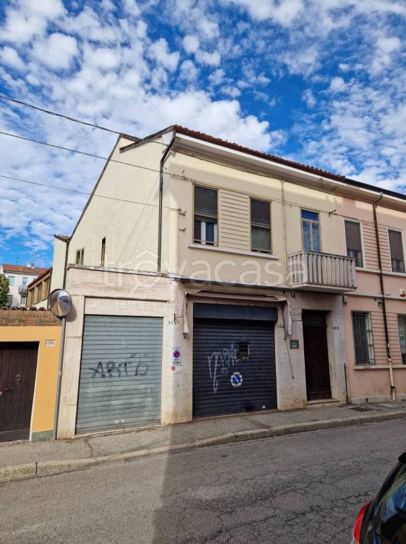 casa indipendente in vendita a Ferrara in zona Arianuova