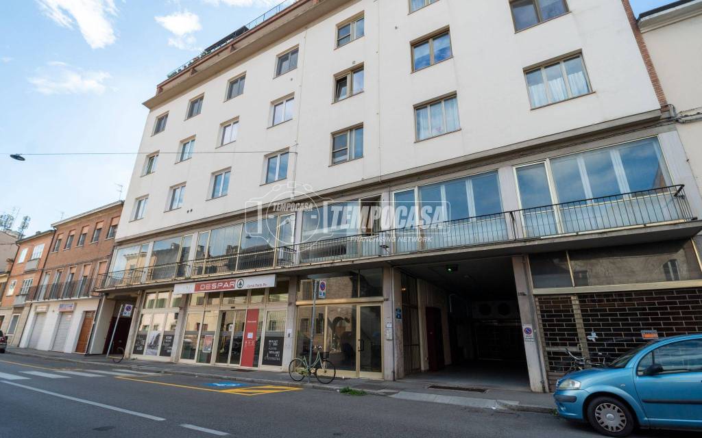 appartamento in vendita a Ferrara in zona Centro Storico