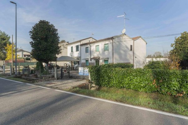 casa indipendente in vendita a Ferrara in zona Malborghetto di Boara