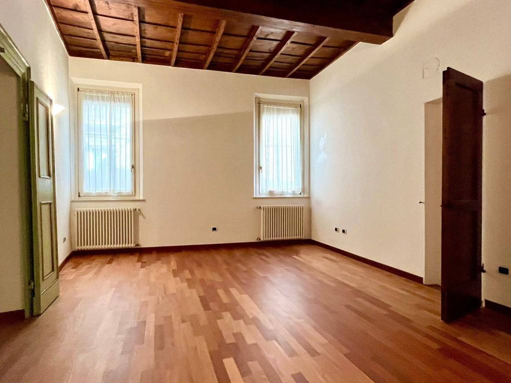 appartamento in vendita a Ferrara in zona Centro Storico