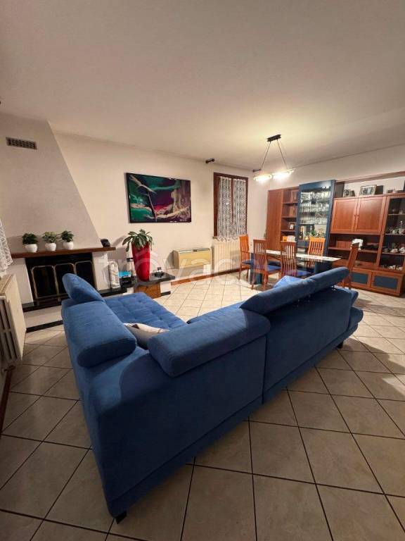 casa indipendente in vendita a Ferrara in zona Pontegradella