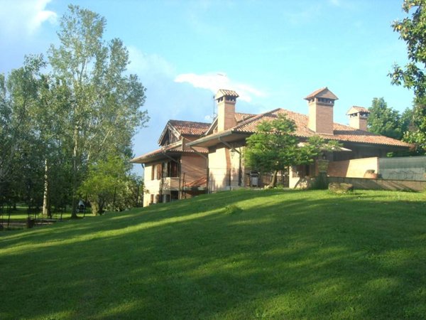 casa indipendente in vendita a Ferrara in zona Cona