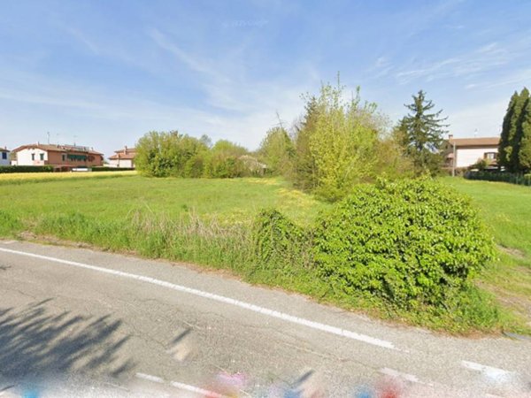 terreno edificabile in vendita a Ferrara in zona Francolino