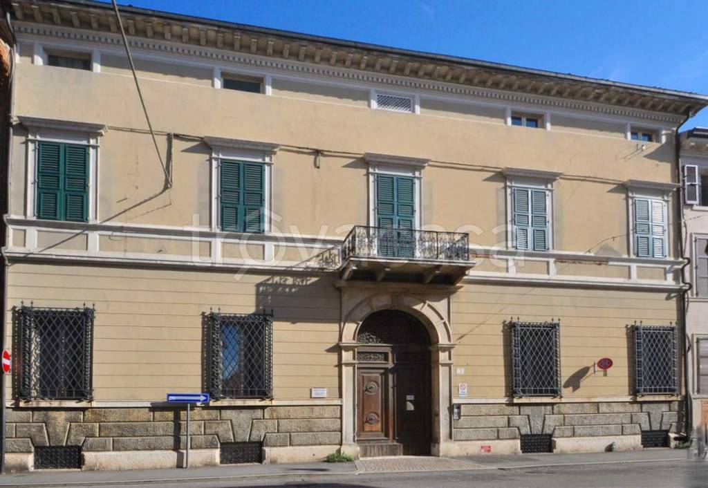 appartamento in vendita a Ferrara in zona Centro Storico