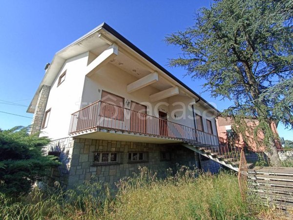 casa indipendente in vendita a Ferrara in zona Centro Storico