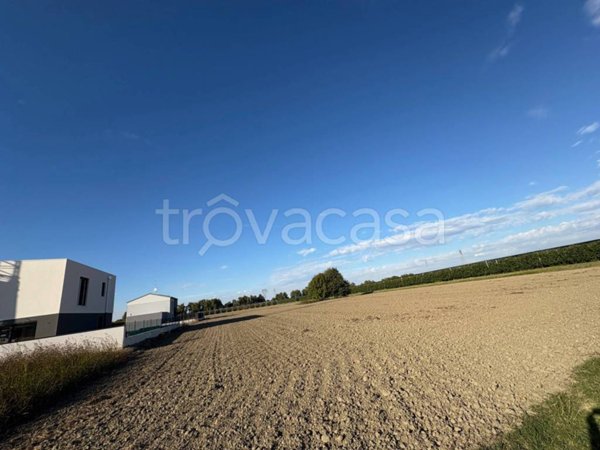 terreno edificabile in vendita a Ferrara in zona Malborghetto di Boara