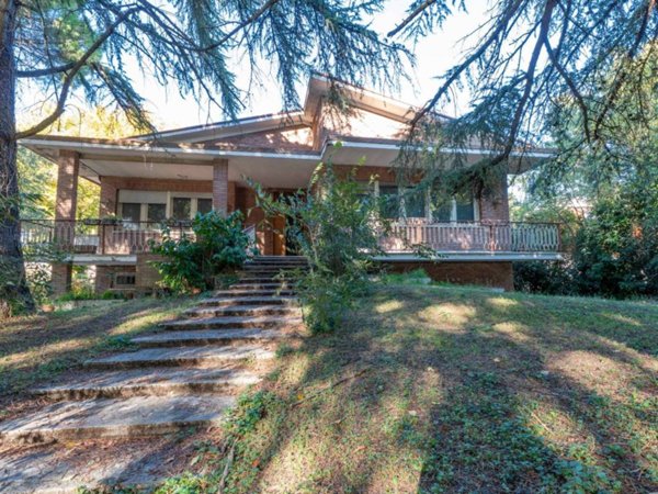 casa indipendente in vendita a Ferrara