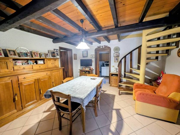 casa indipendente in vendita a Ferrara in zona Marrara