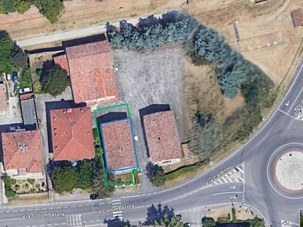 casa indipendente in vendita a Ferrara