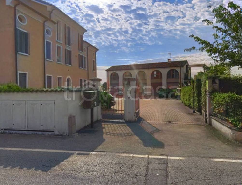 appartamento in vendita a Ferrara in zona Correggio